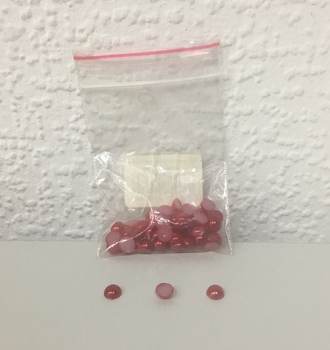 Бусины половинчатые (50шт) в ассортименте