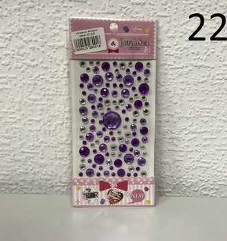 +  Стразы на клееввой основе